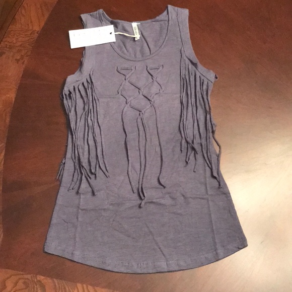 Mur Mur Fringe Top - Picture 4 of 8